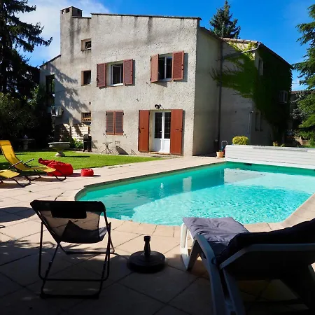 En Provence-luberon - Piscine Et Calme 度假居