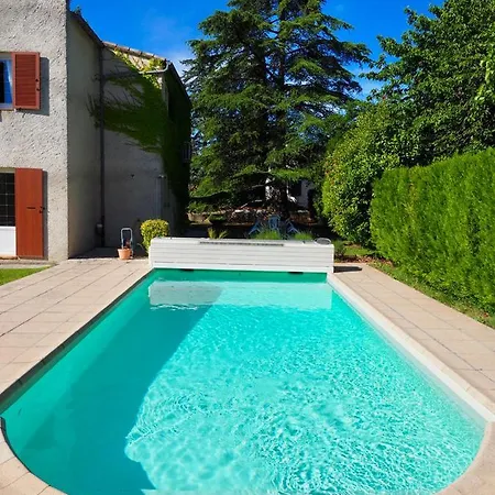 En Provence-luberon - Piscine Et Calme 沃尔